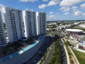 Гостиница Suites Malecon Cancun  Канку́н 